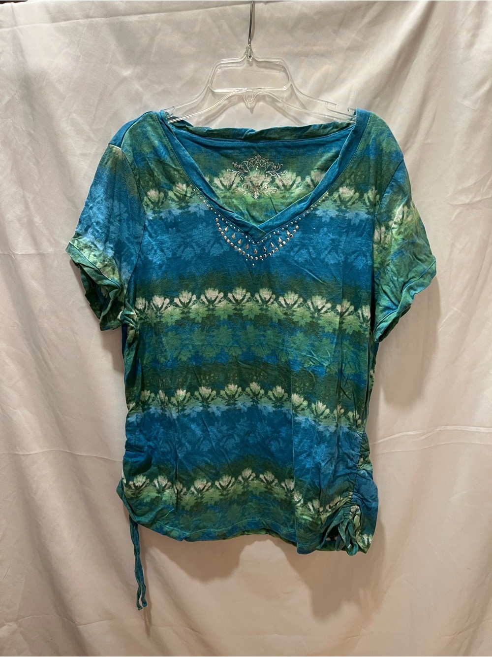 Gloria Vanderbilt Blue-Green Tie-Dye V-Neck Short Sleeve Top